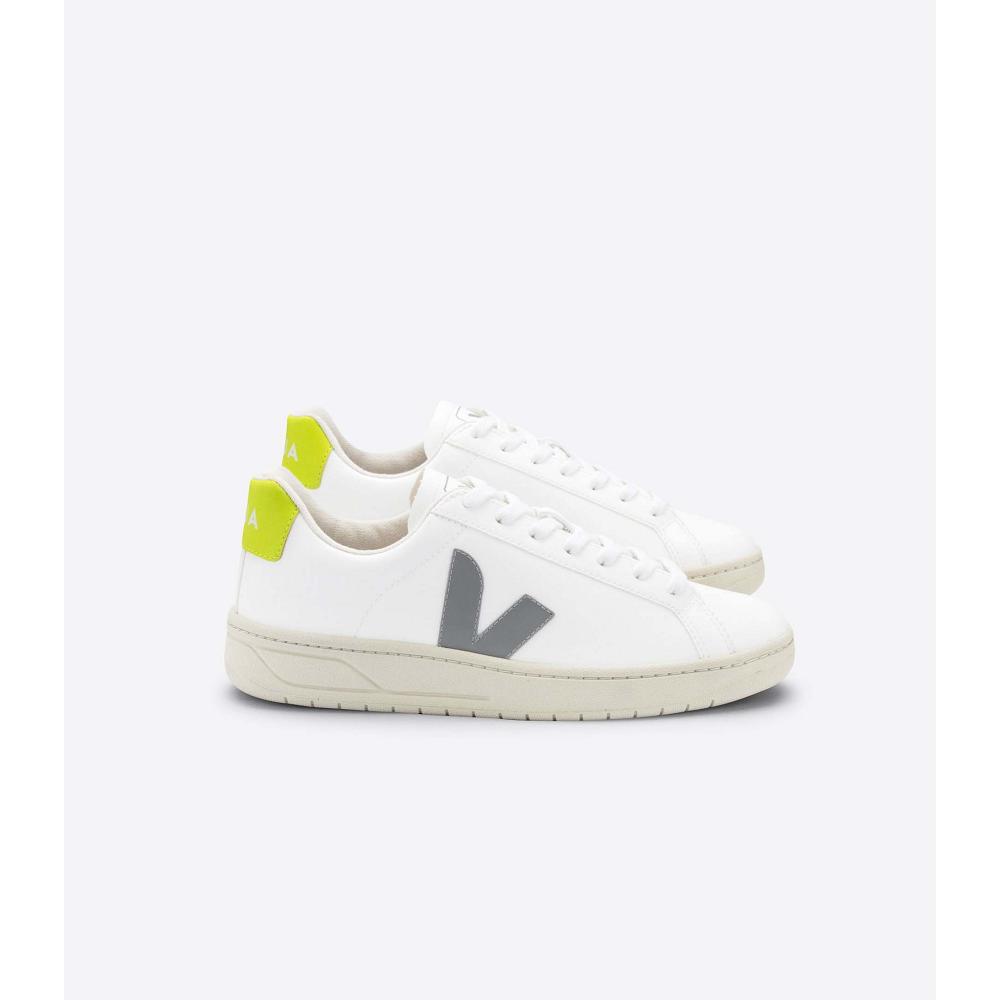 Veja URCA CWL Men\'s Shoes White/Green | NZ 275BEX